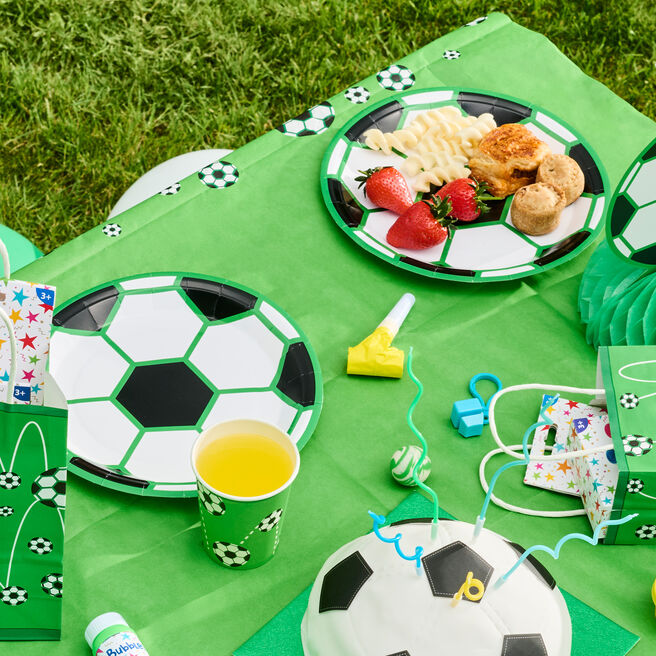 Football Paper Plates - Pack of 10