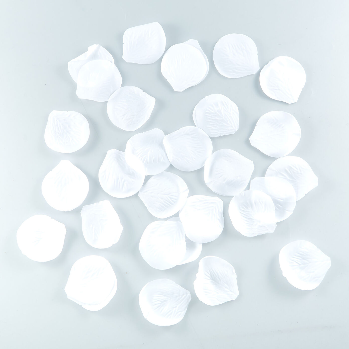 Buy White Artificial Rose Petals Pack Of 300 for GBP 6.99 Card