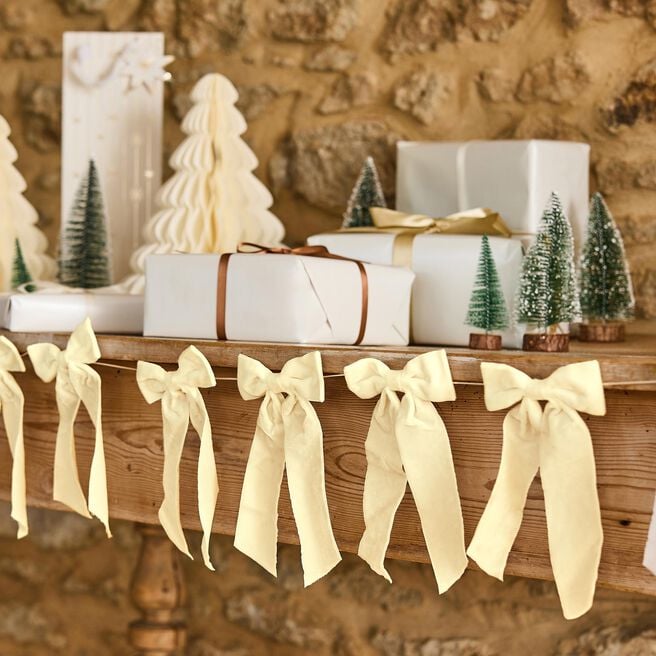 White Velvet Bow Garland