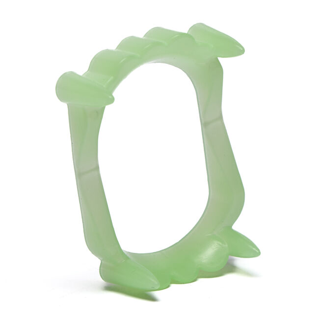 Glow In The Dark Vampire Teeth