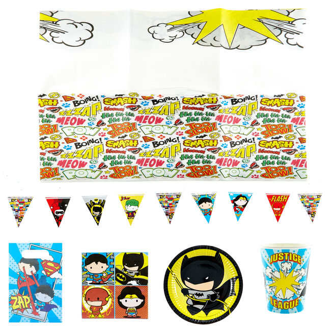 Justice League Party Tableware & Decorations Bundle - 16 Guests