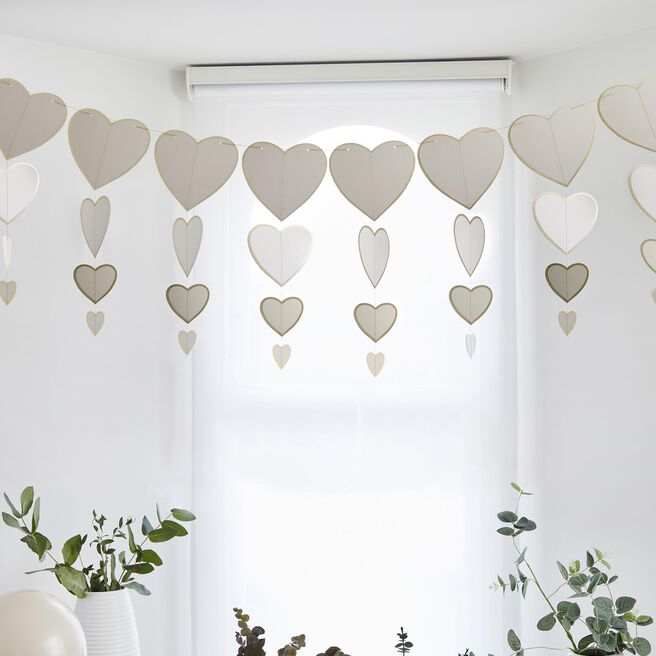 White & Gold Hearts Card Garland 