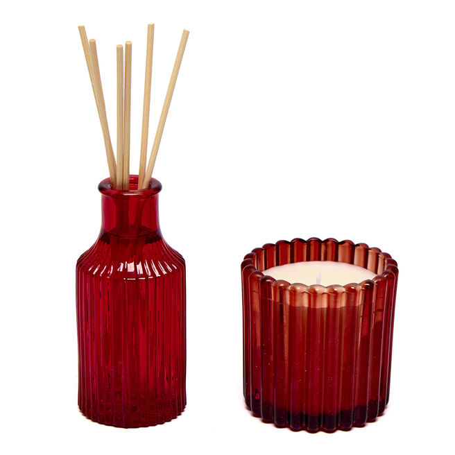 Love Is In The Air Wild Rose & Bergamot Scented Candle & Diffuser Set