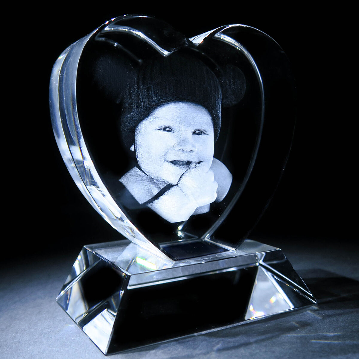 Photo Upload 3D Glass Heart Ornament | GettingPersonal.co.uk