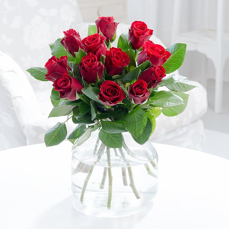 12 Hand-Tied Red Roses Flower Bouquet - Free Delivery!