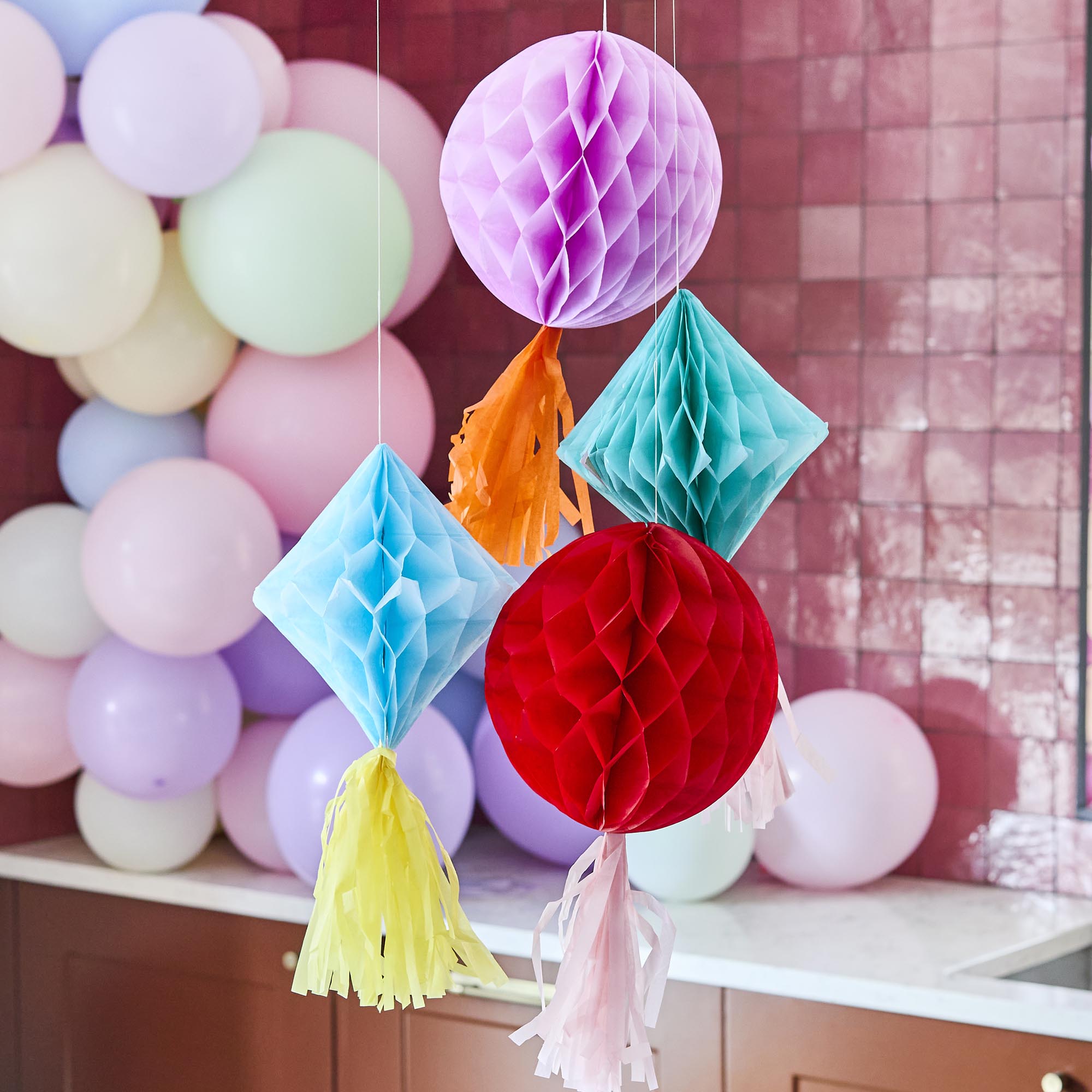 Bright Banquet Tassel Honeycombs - Pack of 4