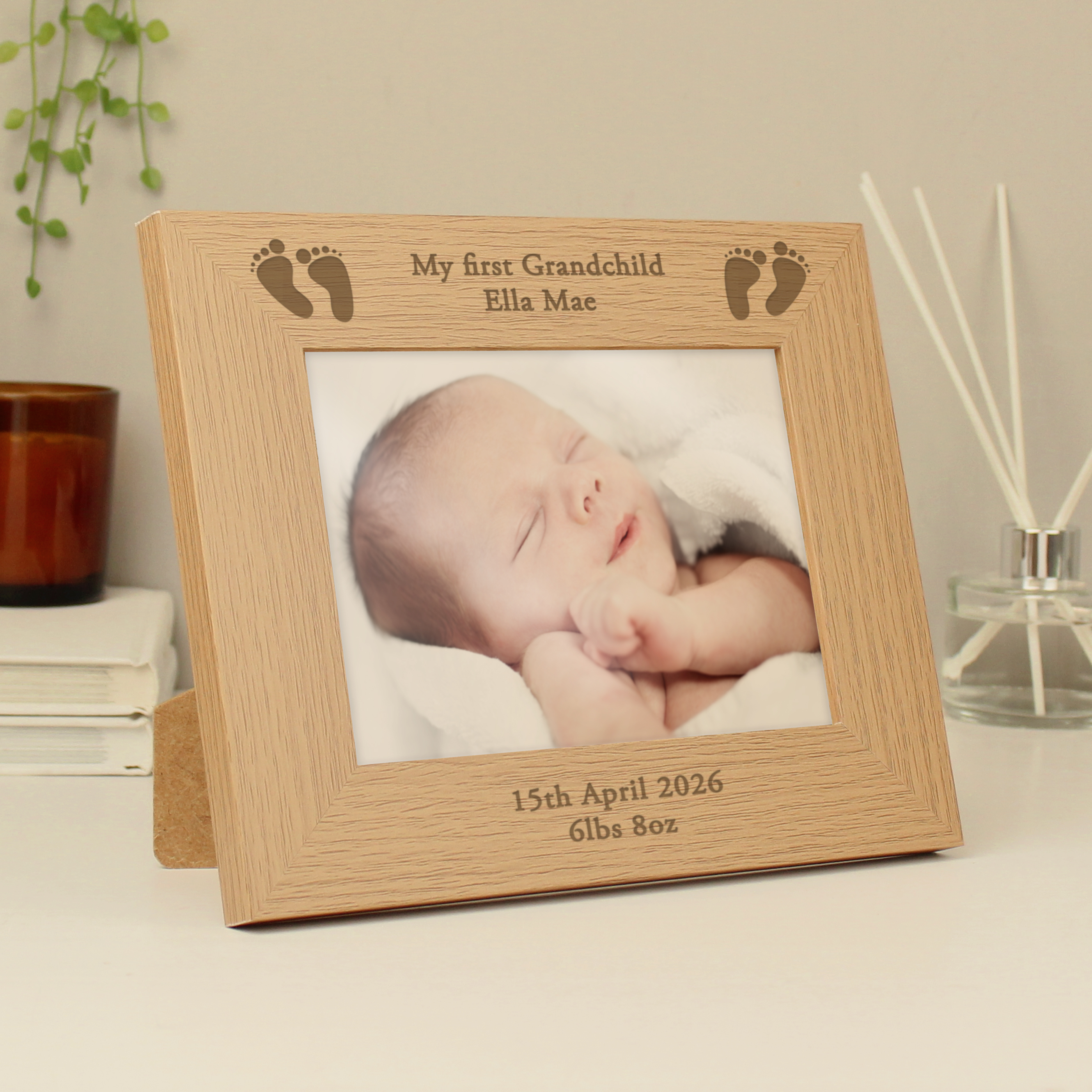Personalised 6x4-Inch Landscape Baby Footprints Photo Frame
