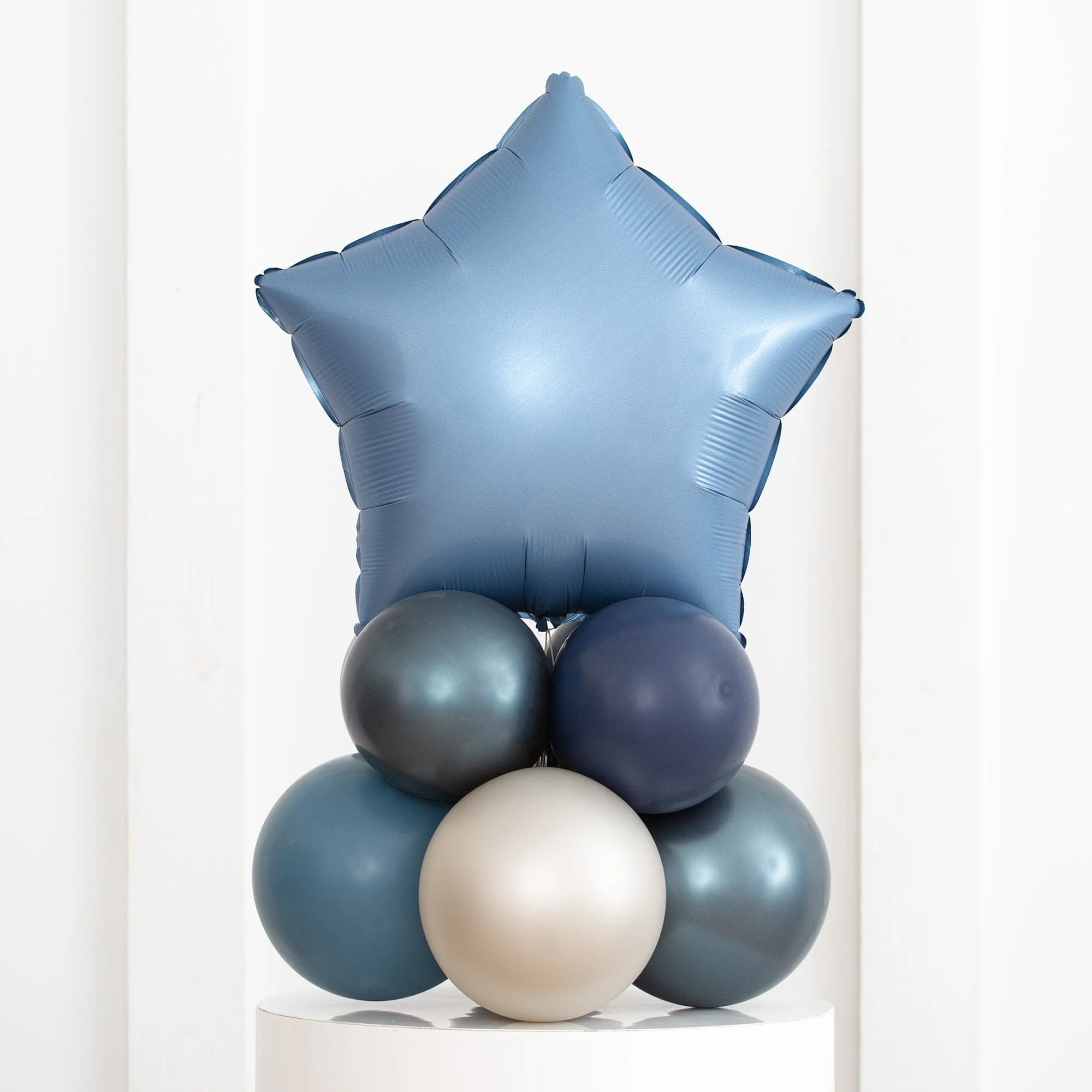 Blue Personalised 20-Inch Star Foil Balloon Stack - Delivered Inflated!