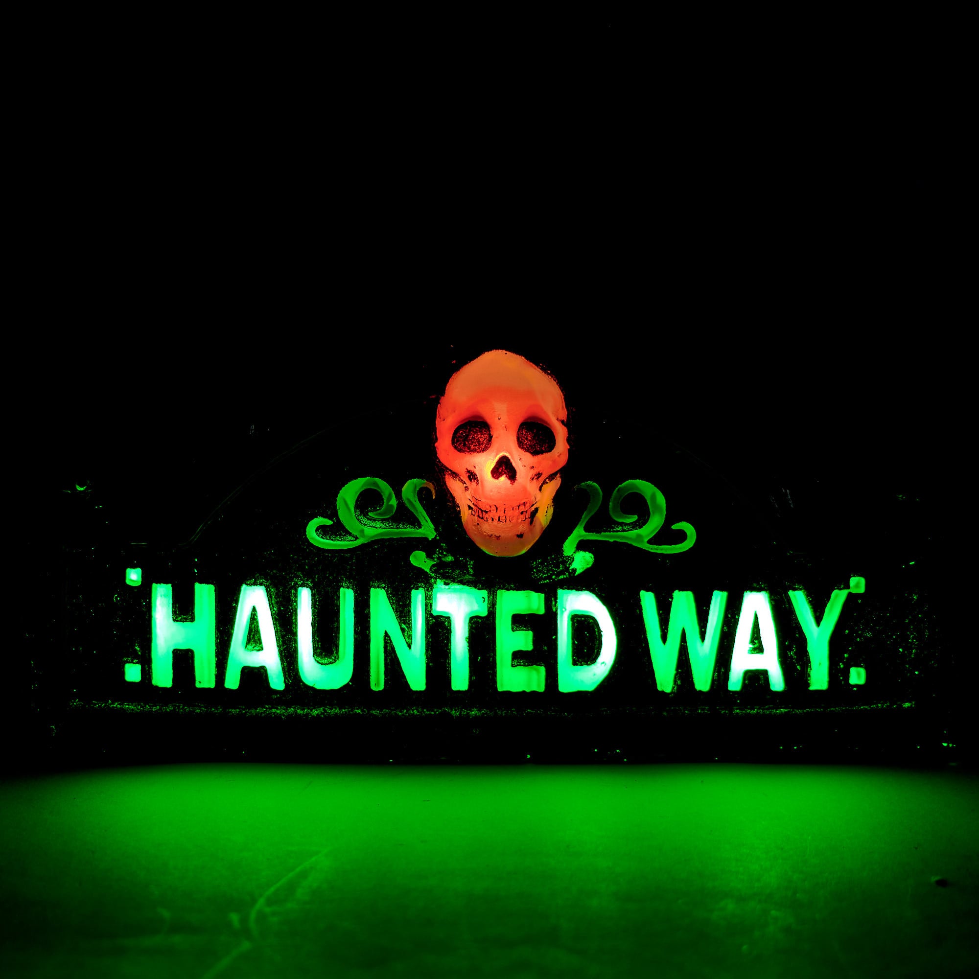 Haunted Way Light-Up Sign