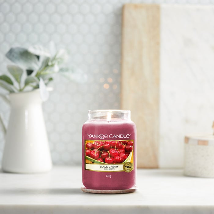 Yankee Candle Black Cherry Large Jar Candle