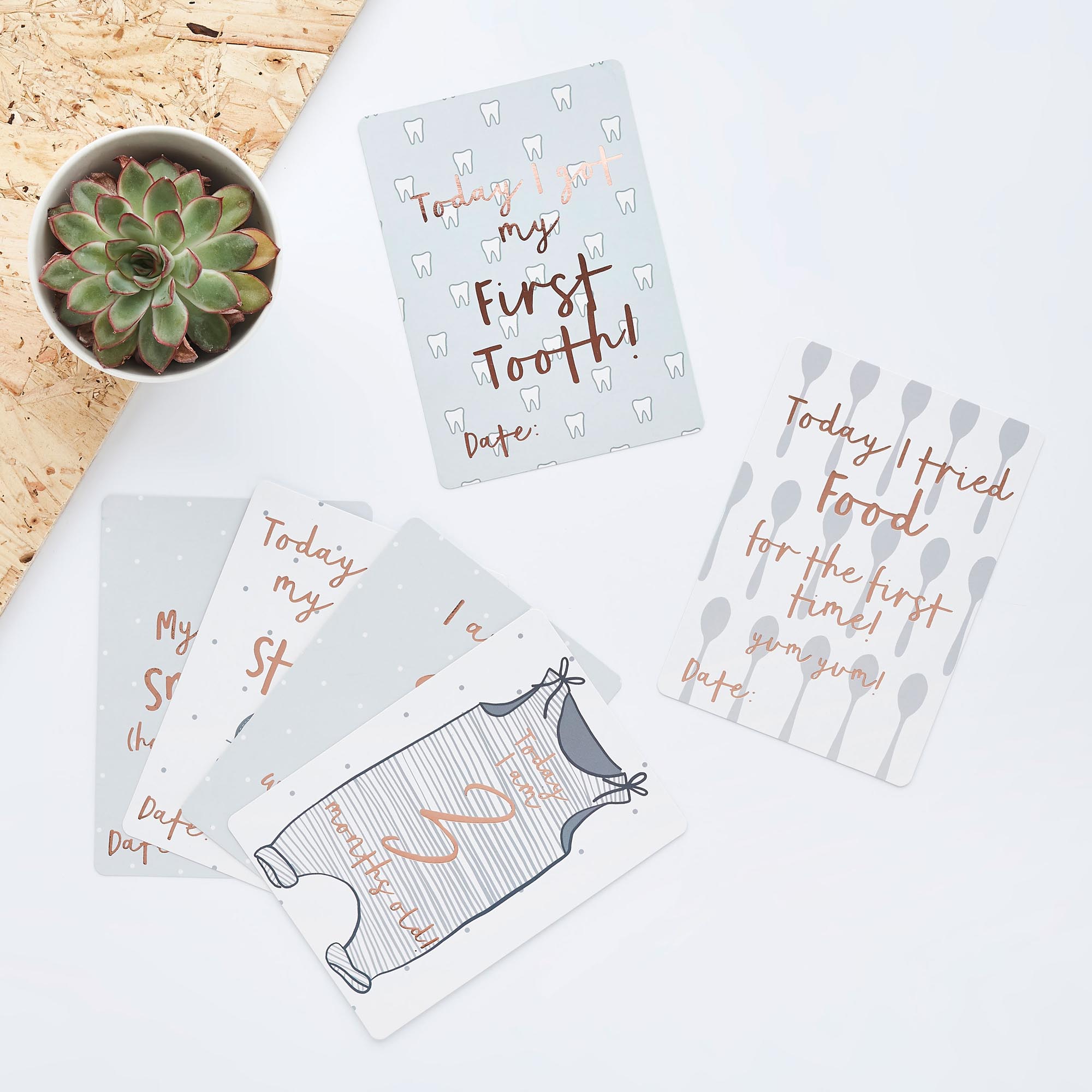 Baby Milestone Cards - Pack of 22