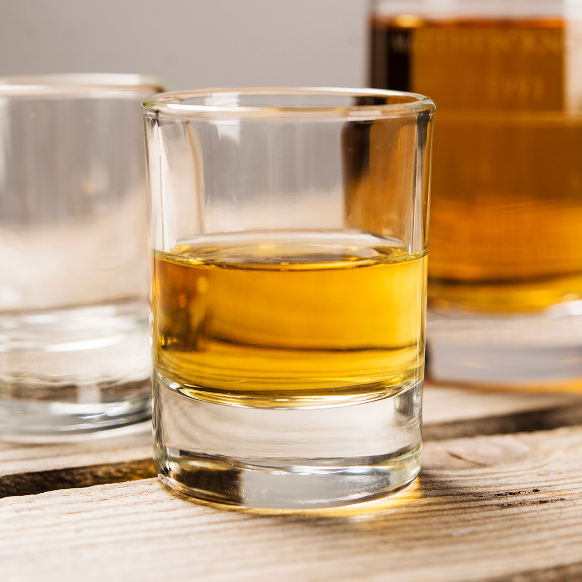 Decanter & Shot Glass Set