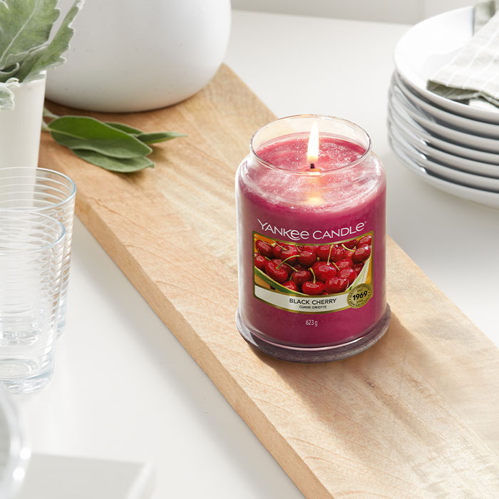 Yankee Candle Black Cherry Large Jar Candle