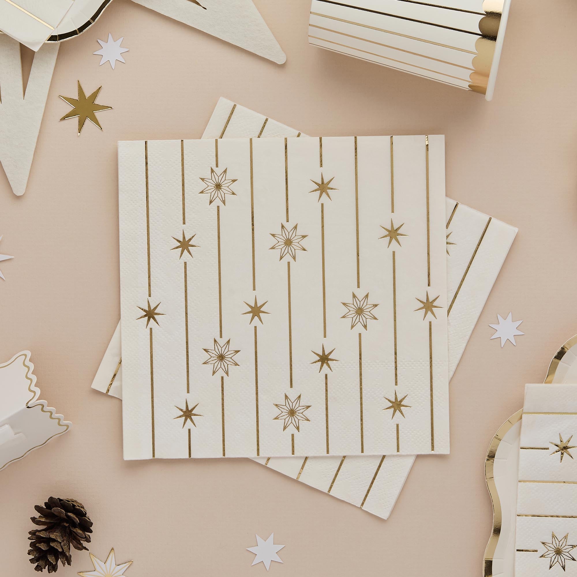 White Christmas Tableware Bundle - 16 Guests