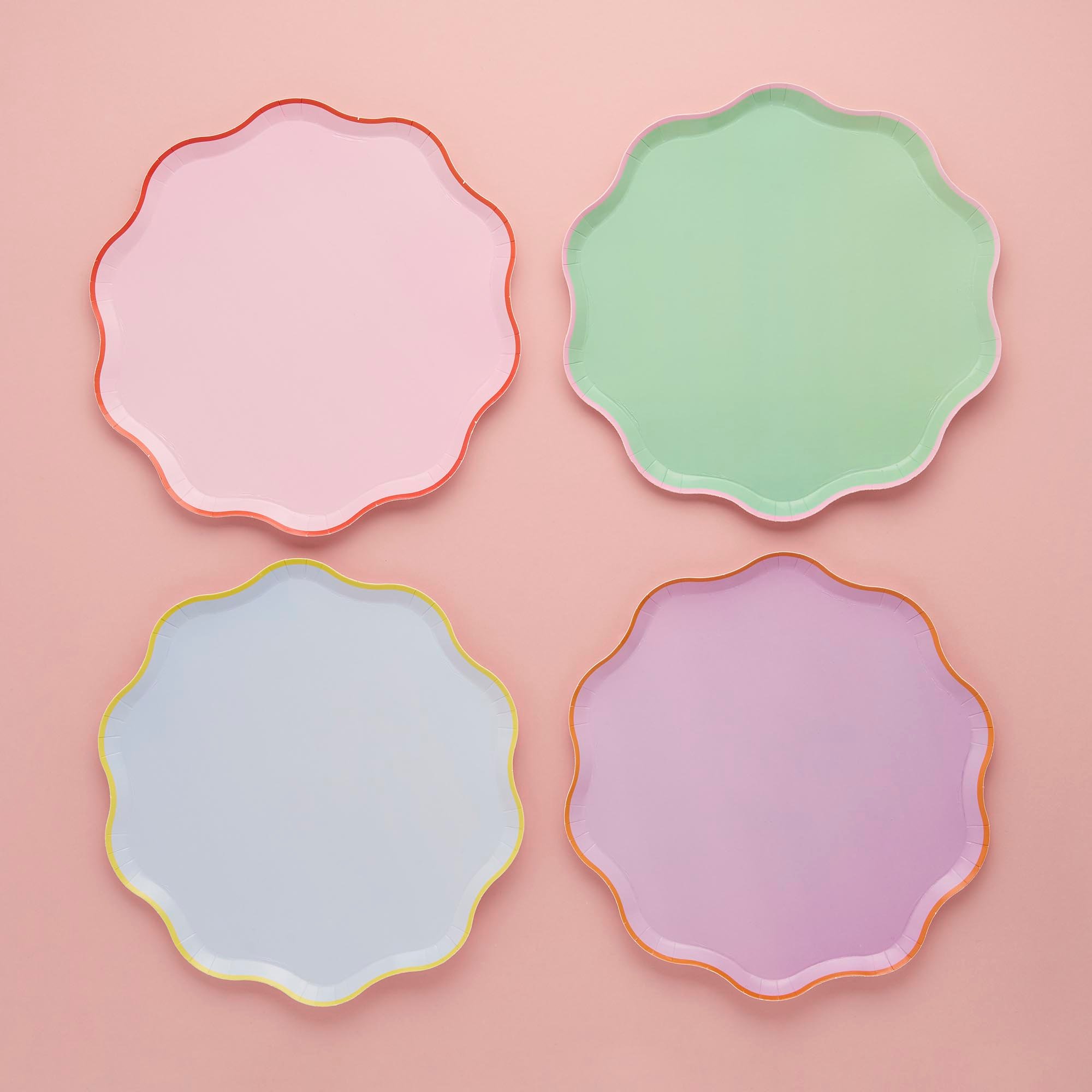 Bright Banquet Paper Plates - Pack of 8