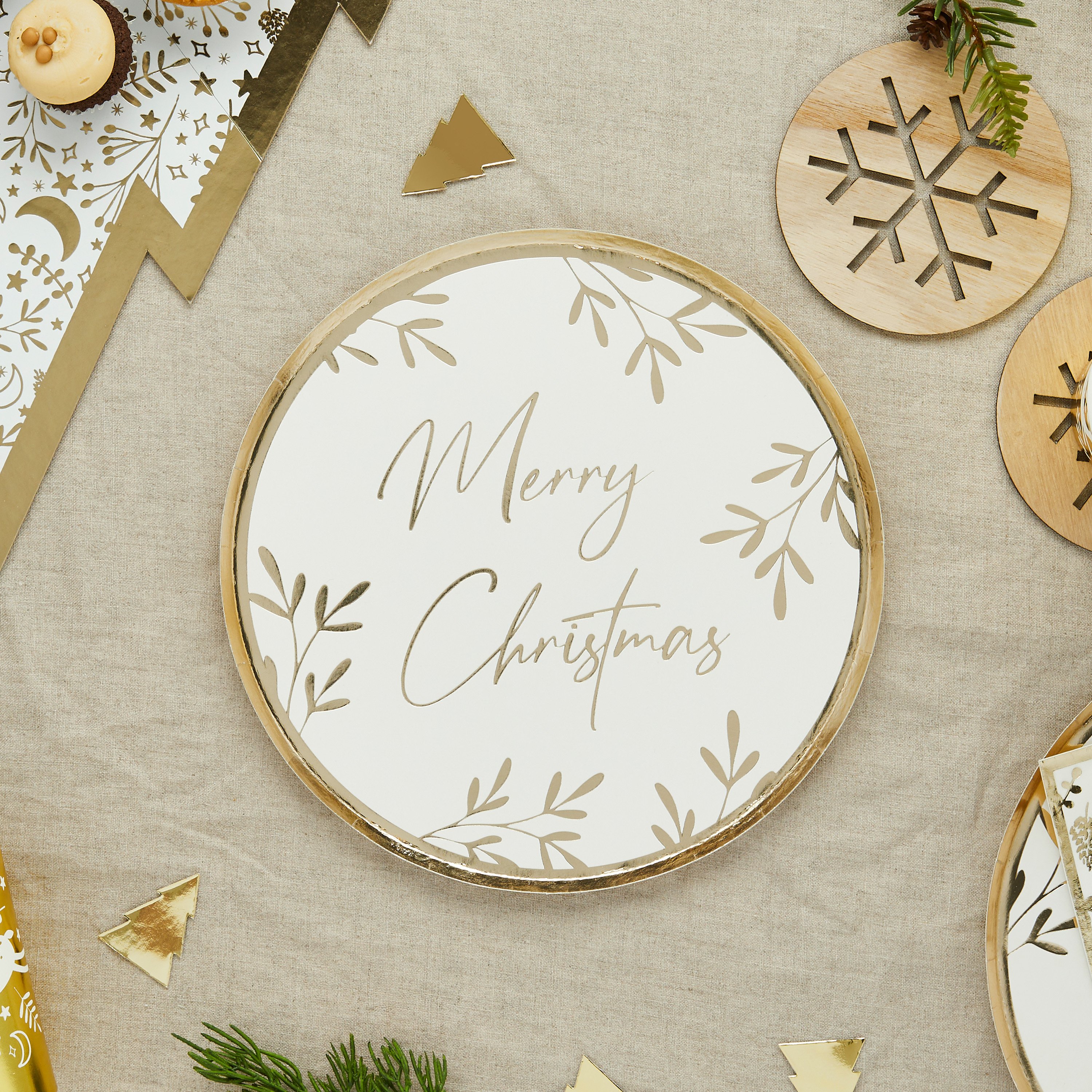 Gold Merry Christmas Paper Plates - Pack of 8