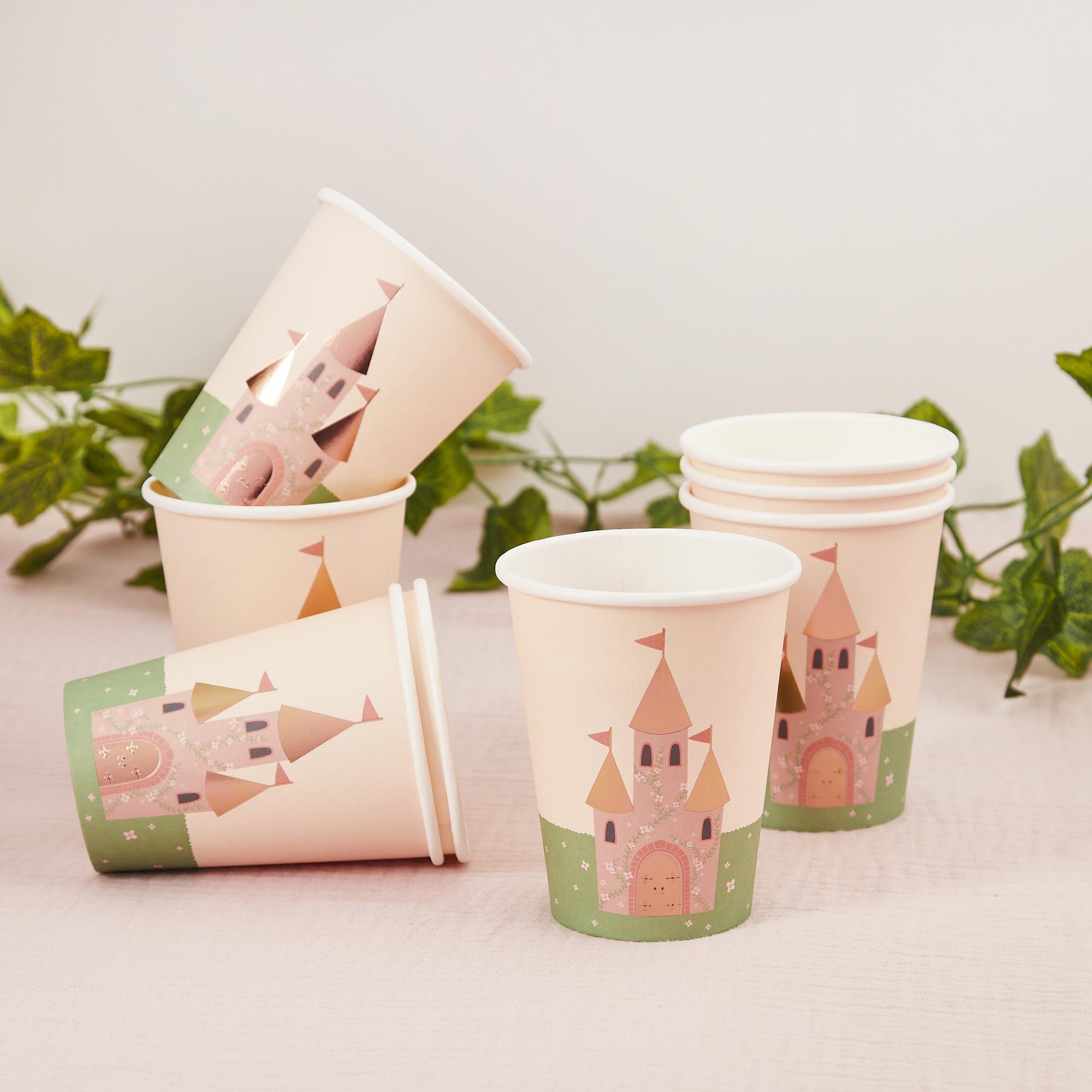 Castle Paper Cups - Pack of 8
