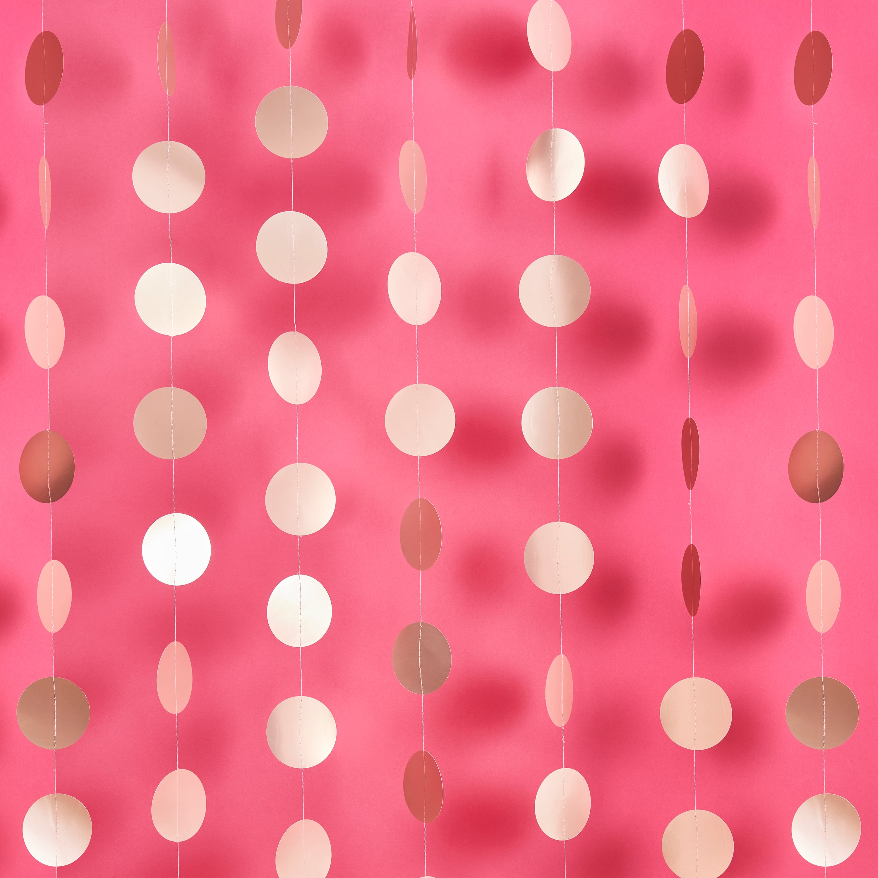 Metallic Rose Gold Circle Card Backdrop 20m
