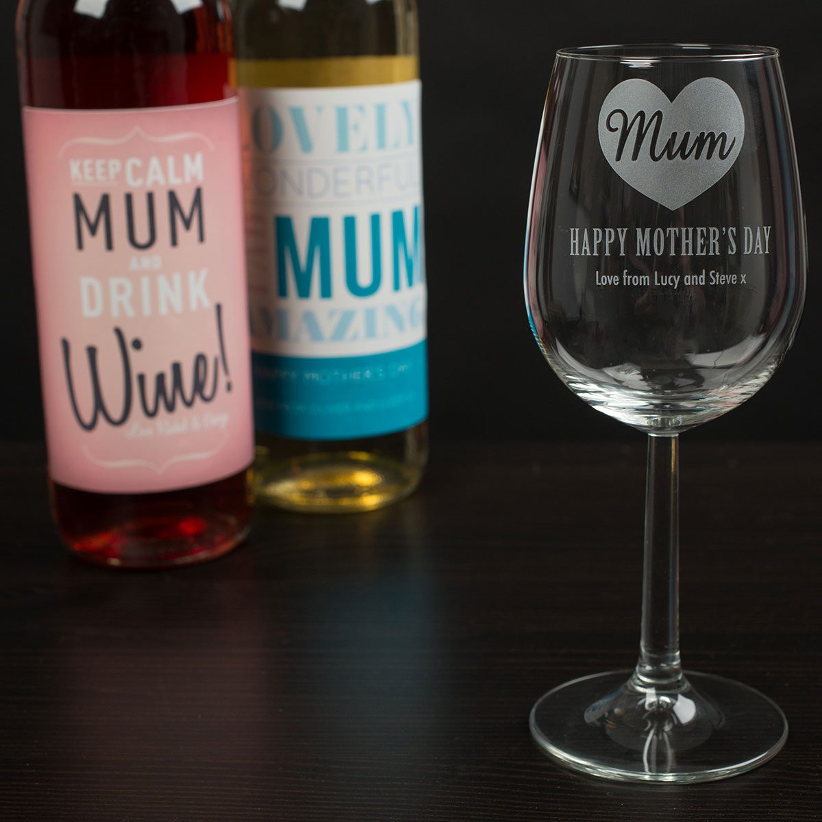 Personalised Happy Mother's Day Heart Wine Glass