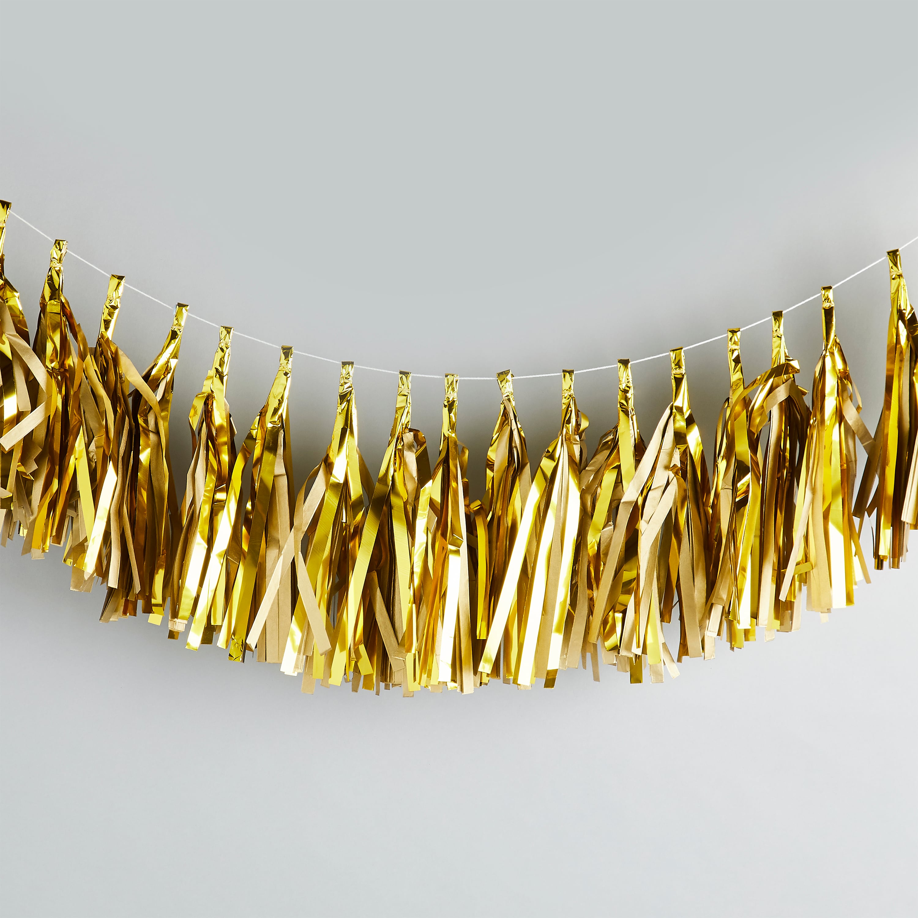 Metallic Gold Tassel Garland 2m